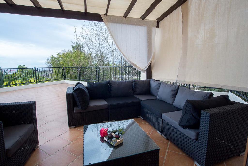 Coral Bay Sunkiss Villa Buitenkant foto